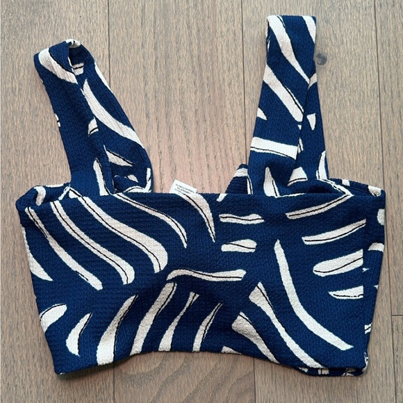 H&M Patterned Top - Picture 4 of 5